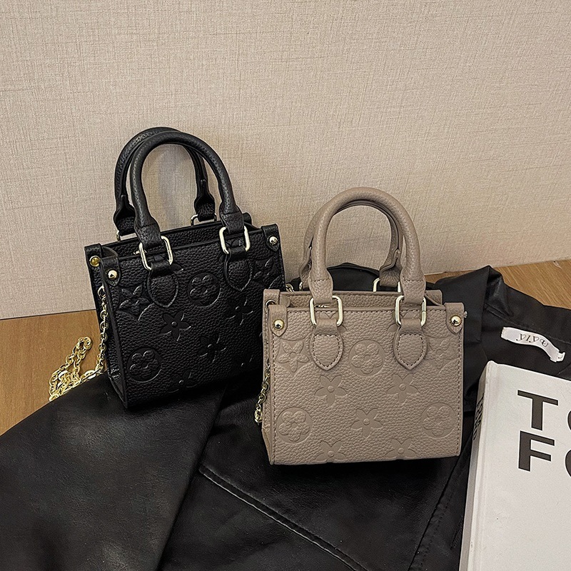 Color-Block Handbag for Women New Versatile Textured Stylish Tote French Commuter High-End Crossbody Bag