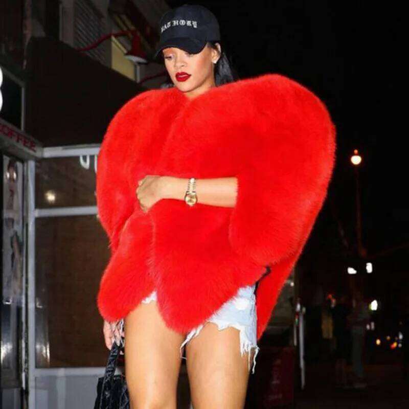 New Winter Women Faux Fox Fur Warm Coat Red Love Heart Printed Shawl Style Jacket Fashion High Quality Ladies Outerwear MAKOUFEI