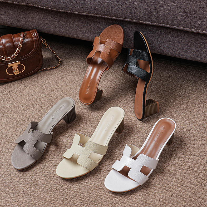 Free shipping designer shoes Women's Slippers 2026 New Summer Fashion Versatile Flat Sandals for Beach Travel and Casual Wear