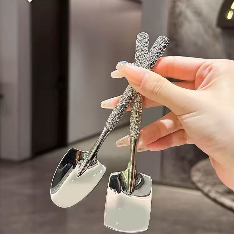 New Stainless Steel Shovel Cross-Border Hot Item Upgraded Watermelon Hammer Pattern Cream Sand Ice Pointed Spoon High Aesthetic