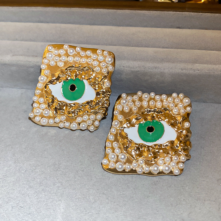 Silver needle European American pearl diamond-shaped oil drop eye stud earrings, unique and creative exaggerated earrings with a niche design for wome - view 3