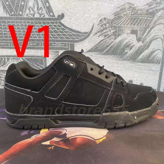 DC V Shoes Designer Formal Shoes Mens Sneaker Womens Trainer Trendy Casual Shoes Denim Canvas Leather Fashion Thick Platform Height Increase Size 36-45 1C3