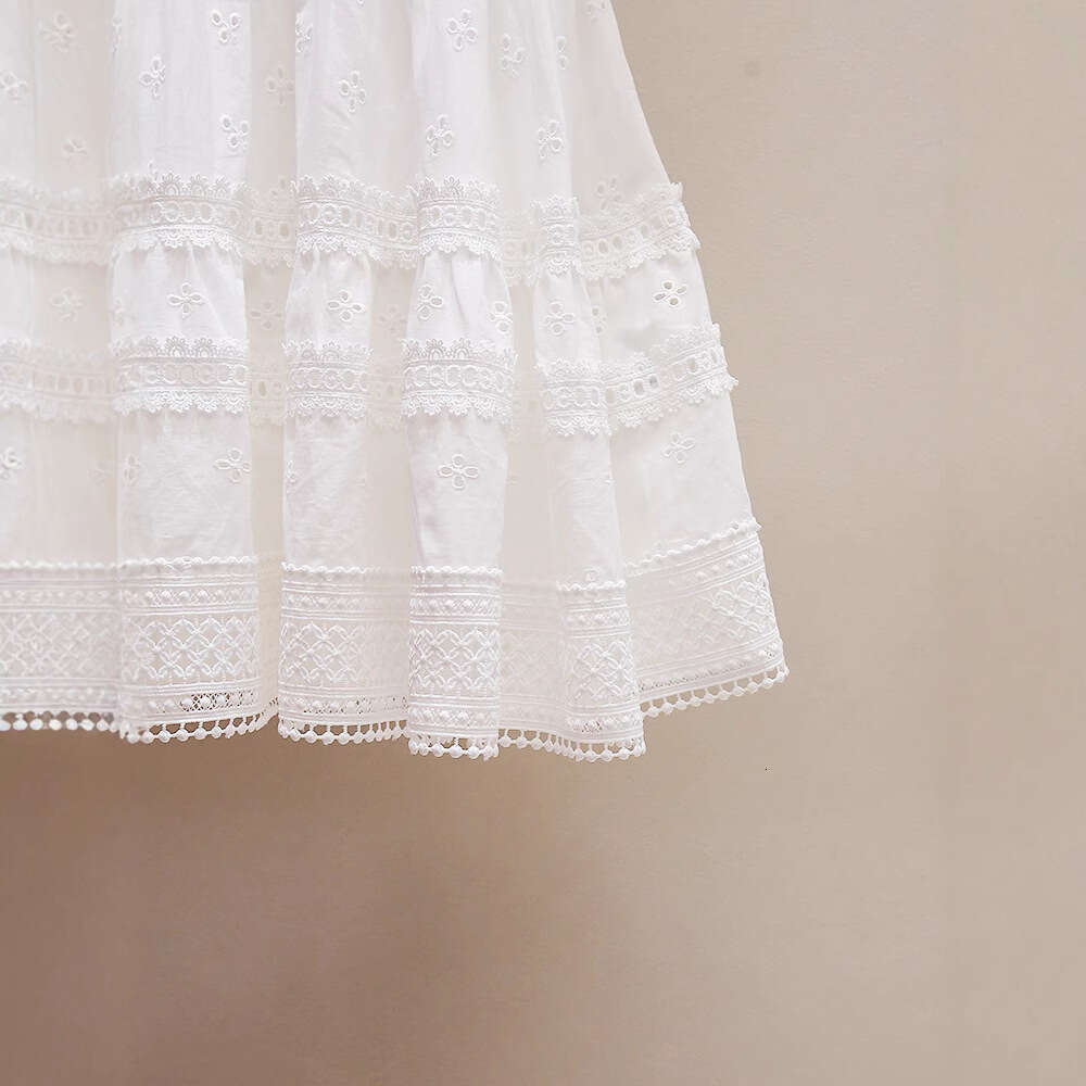 Designer's high-end women's summer FC k30 new FC style French lace embroidery hollow A-line waist V-neck white dress