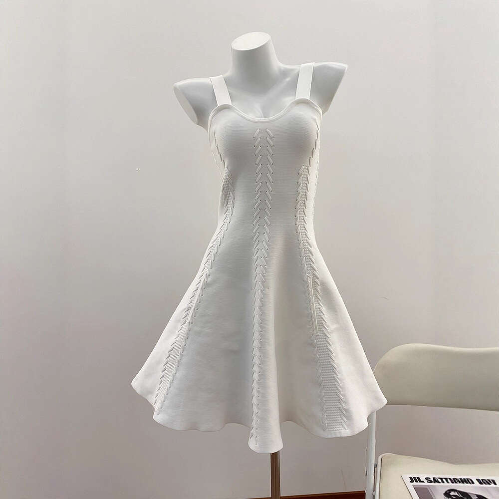 2026 Autumn New Designer Women's Fashion Hand Knitted Lace Knitted k30 Cardigan+Vest Dress