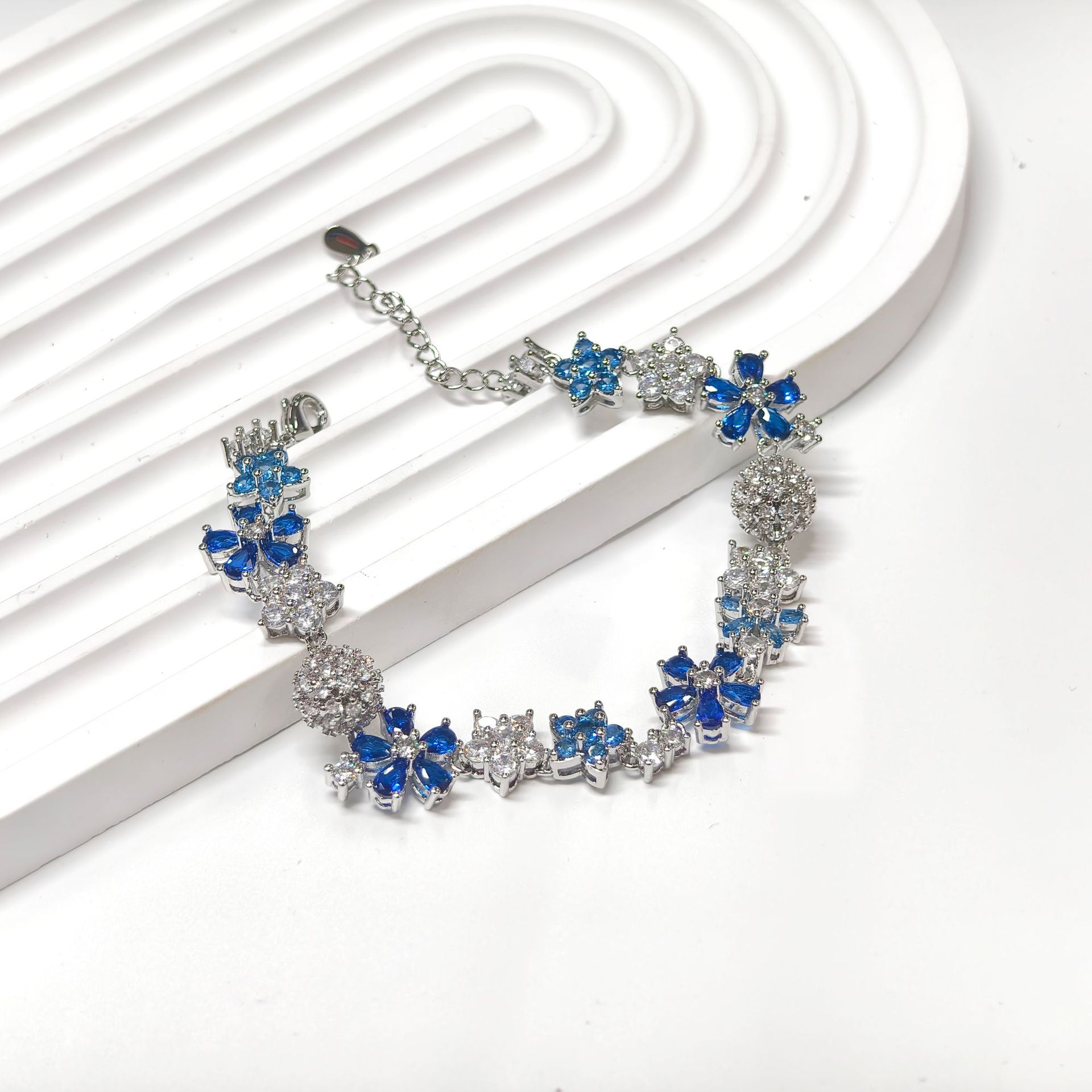 Women Jewelry Bracelets Charm Bracelets Real Gold Plated French Zircon Letter Simple Fashion Versatile High-End new