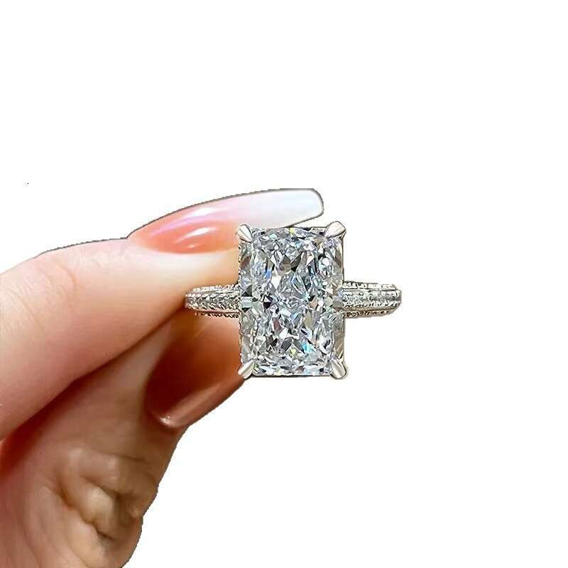 Ring European And American Style Ring With Oversized Zircon Stones Simple Women's Ring Holiday Gift Fashionable Accessory Jewerly Designer For Wo