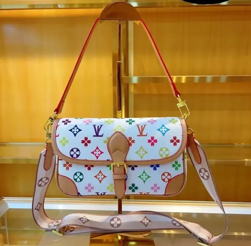 Designer Bag Women Crossbody Diane Baguette Classic Vintage Canvas Jacquard Strap Flap Embossed Letters Clutch Shoulder Bags louisities vouiton vittuon voution
