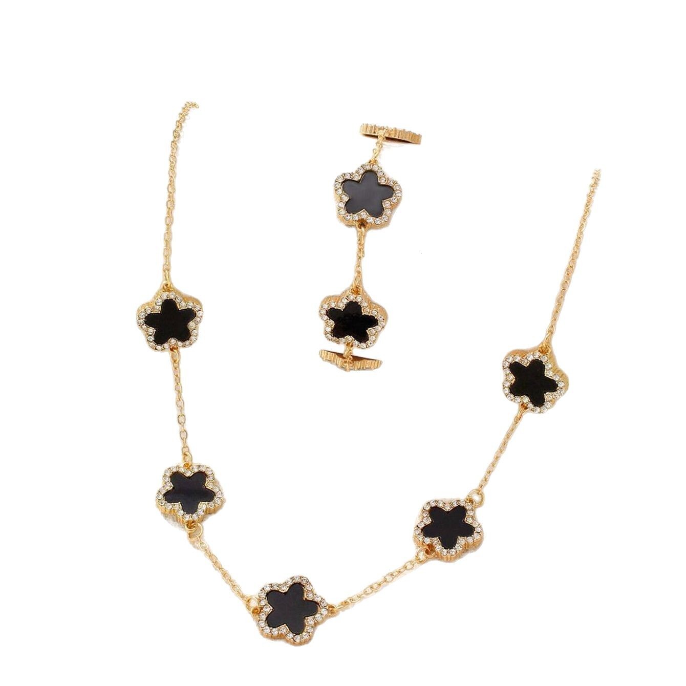 Lucky Five-Petal Flower Jewelry Set Designer Fashion Four-Leaf Clover Necklace Bracelet and Earrings