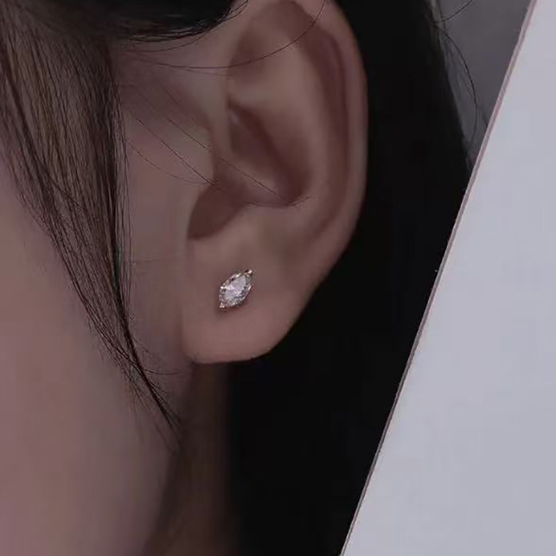 2026 Rulalei Ins Top Sell Stud Earrings Simple Fashion Jewelry 925 Sterling Silver Marquise Cut High Carbon Diamond Elegant Party Women Wedding Bridal
