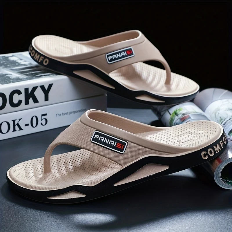 1 Pair Beach Sandals Shower Shoes MenS Stylish Lightweight FlipFlops Comfortable Thong Camping Casual Attire y260413