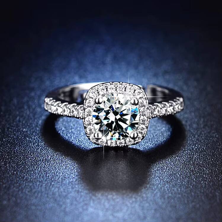 Platinum Cultivate Wedding Diamond Ring with Dense Nail Micro Inlay Process Large Effect Customization Group Inlay Drill Design