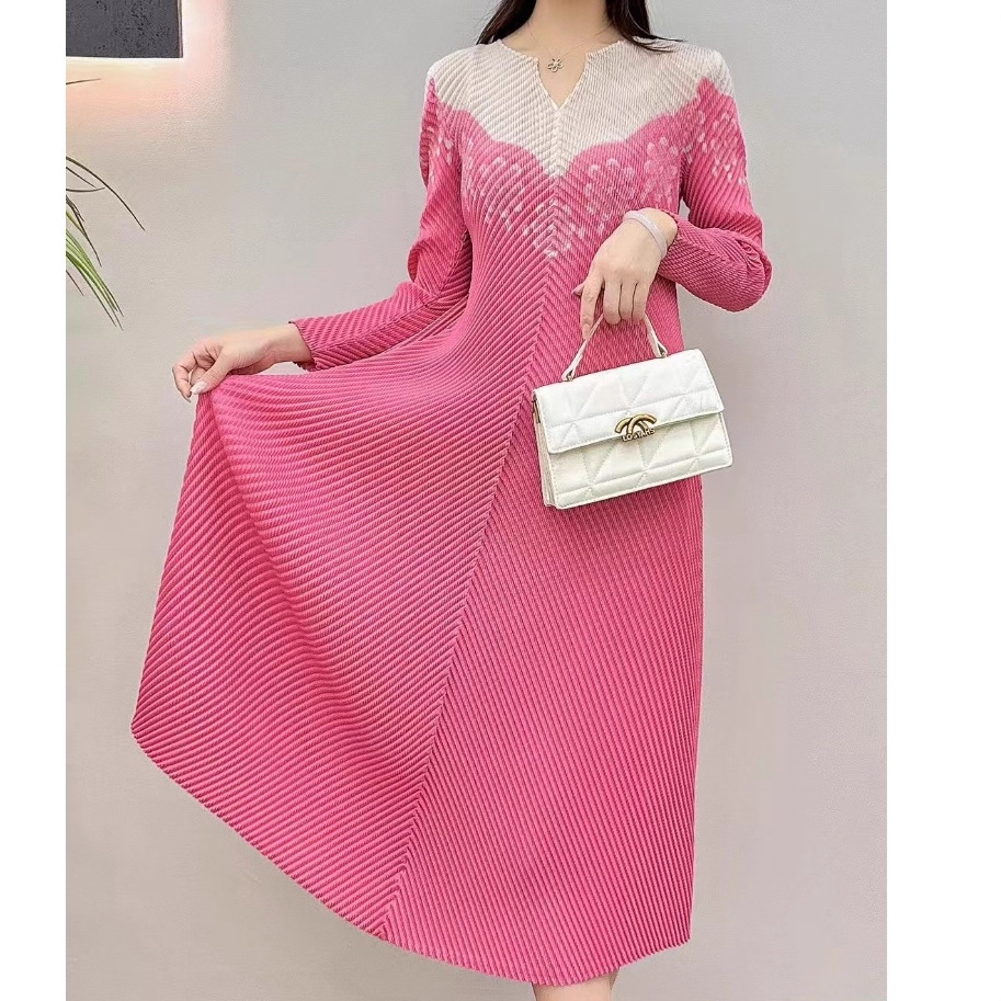 Q0375 Miyake pleated spring new women's fish scale pattern slim and thin fashion foreign sweet large size dress women