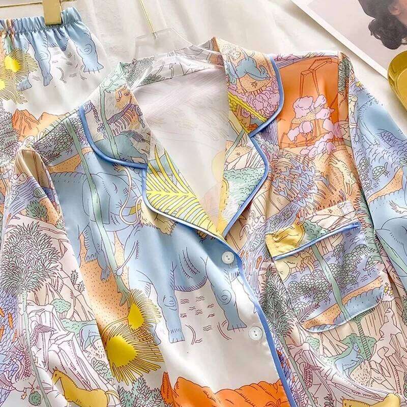 Women Faux Silk Satin Pajamas Set Spring Autumn Animal Print Long Sleeve Pyjama Soft Comfortable Nightwear Loungewear Homewear Casual Sleepwear Pjs MA