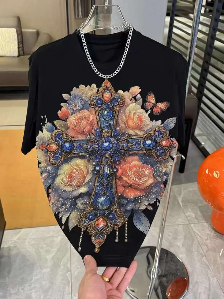 brand Spring New Loose Chic Tees Round Neck Short Sleeve Hot Diamond T Shirts Men s Fashion Versatile Casual Quality Trendy Tops MAKOUFEI