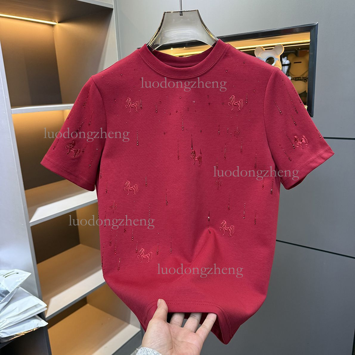 2026 Designer T-shirt Luxury Summer New Meteor Embroidery Hot Diamond Short Sleeve Top Men's Round Neck Slim Fit Sports And Leisure Half Sleeve T