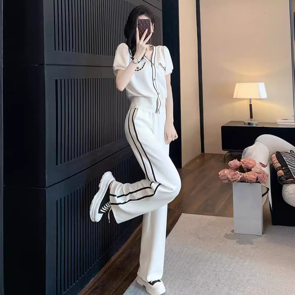 Designer Luxury Brand Women's Fashion Casual Sports Suit 2026 New Summer Elegant Slimming White Casual Wide Leg Pants Two-piece Set Elegant
