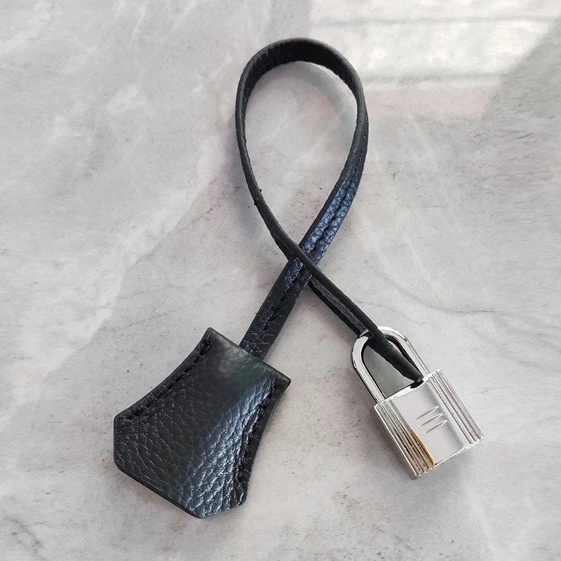 Lock Sewing Handbag Pendant Cow Leather Charm Bagpack Ornament Vintage Car Keychain Hanging Bag Pendant Accessories 260410