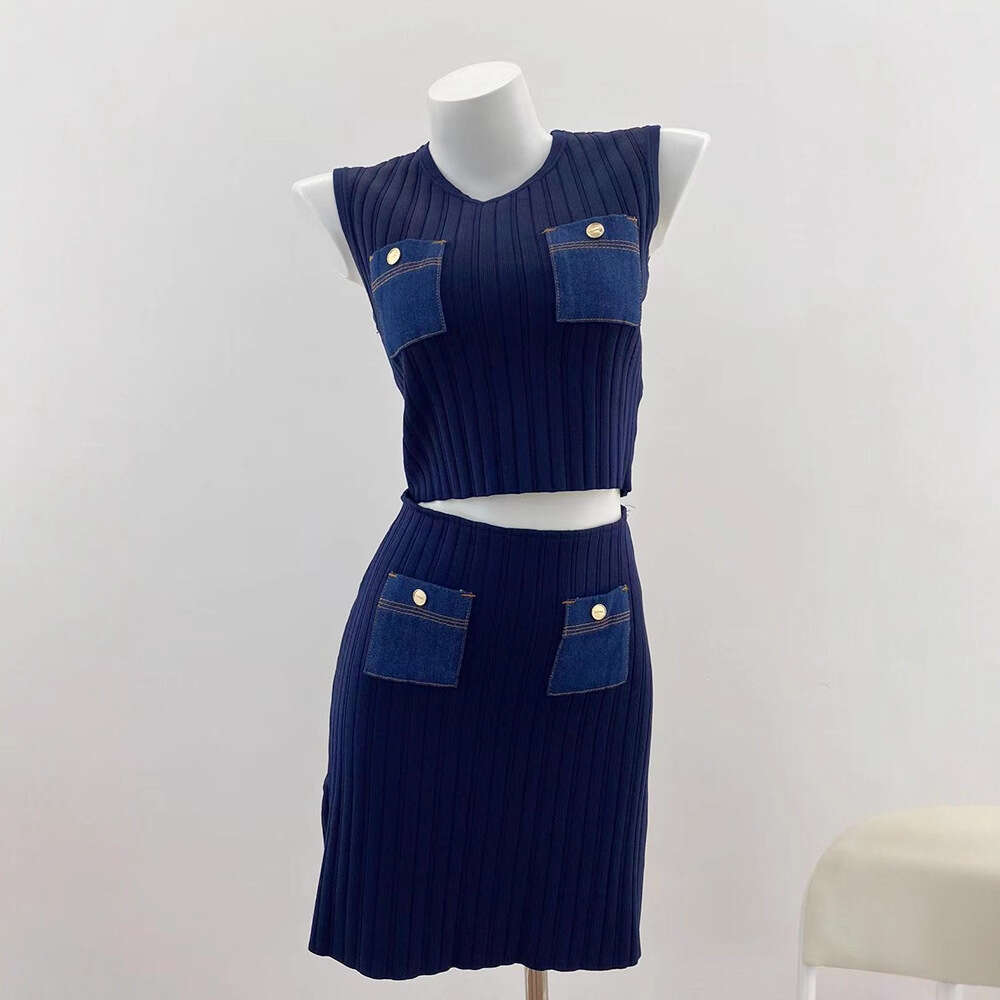 2026 Autumn New Designer Women's Ribbed Color blocked k30 Cowboy Knitted Tank Top+Short Skirt Set