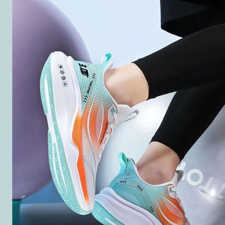 Ultra-light Thin Running Summer New Breathable Sports Men's Shock Absorption Soft Bottom Lightweight Student Mesh Shoes - view 5