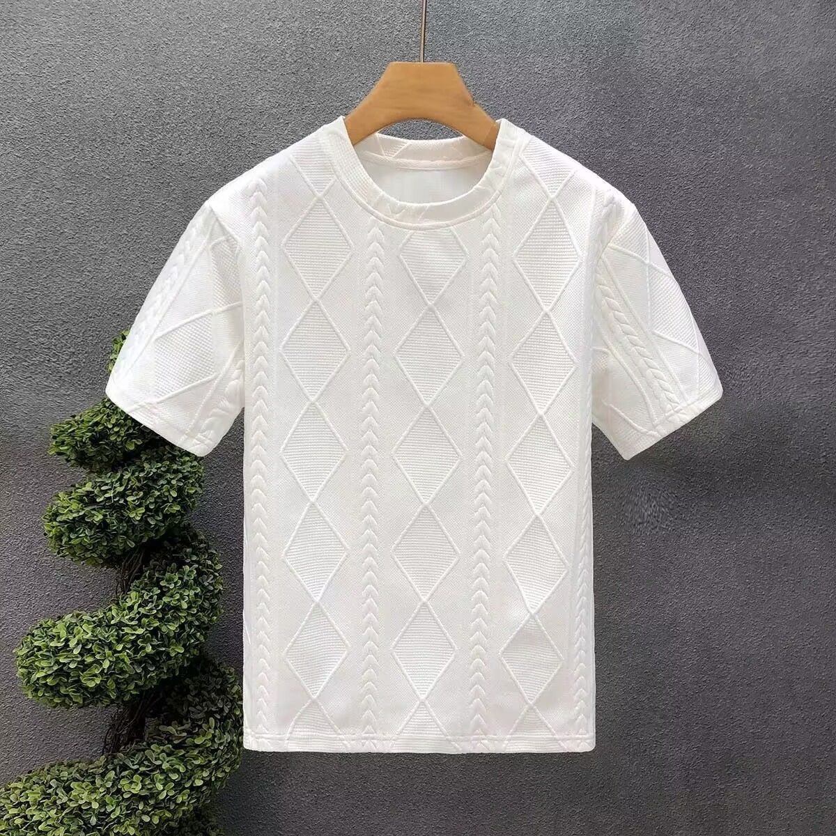 Luxury Designer 2026 New Men's Argyle Jacquard T-shirt Summer Casual Outdoor Fashion Breathable All-match High-end Tops