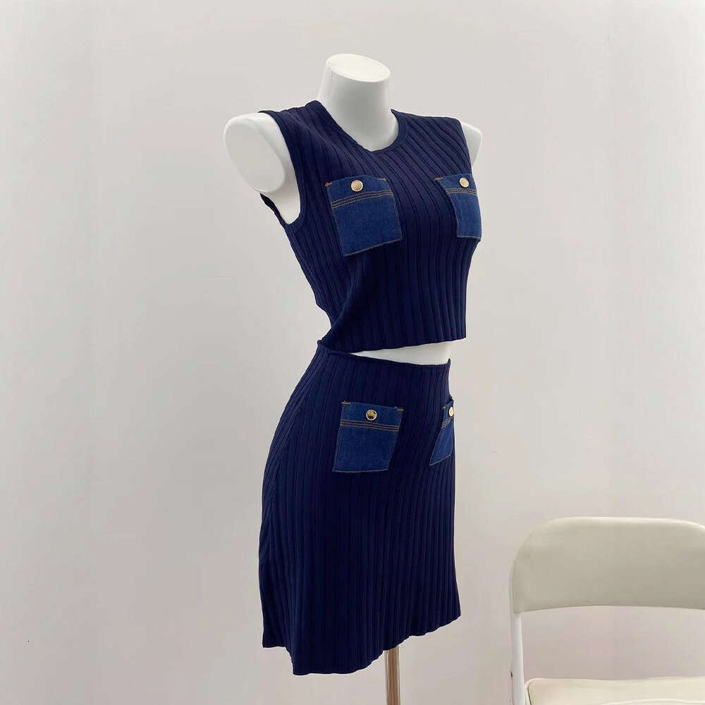 2026 Autumn New Designer Women's Ribbed Color blocked k30 Cowboy Knitted Tank Top+Short Skirt Set