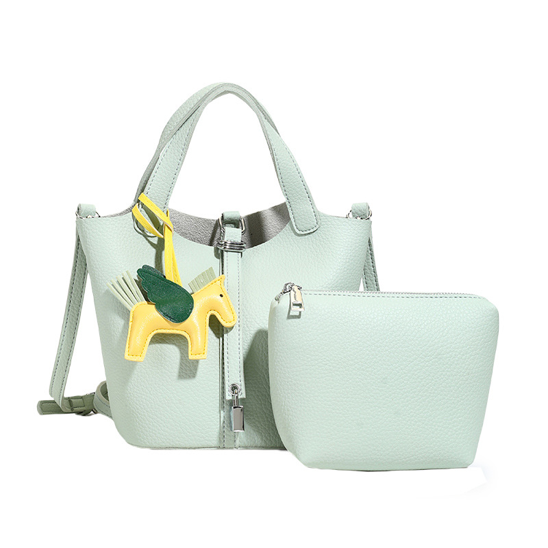 2026 Summer New Casual Fashion Trendy Designer Composite Bag Classic Lock Handheld Bucket Bag for Women