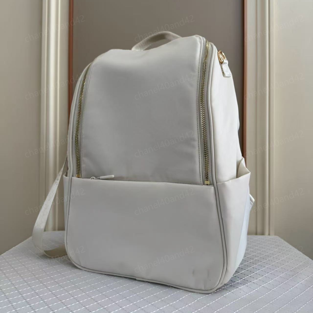 Yoga bag women's waterproof Backpack City Essentials small Backpack 10L capacity schoolbag computer bag Keychains need to be purchased separately