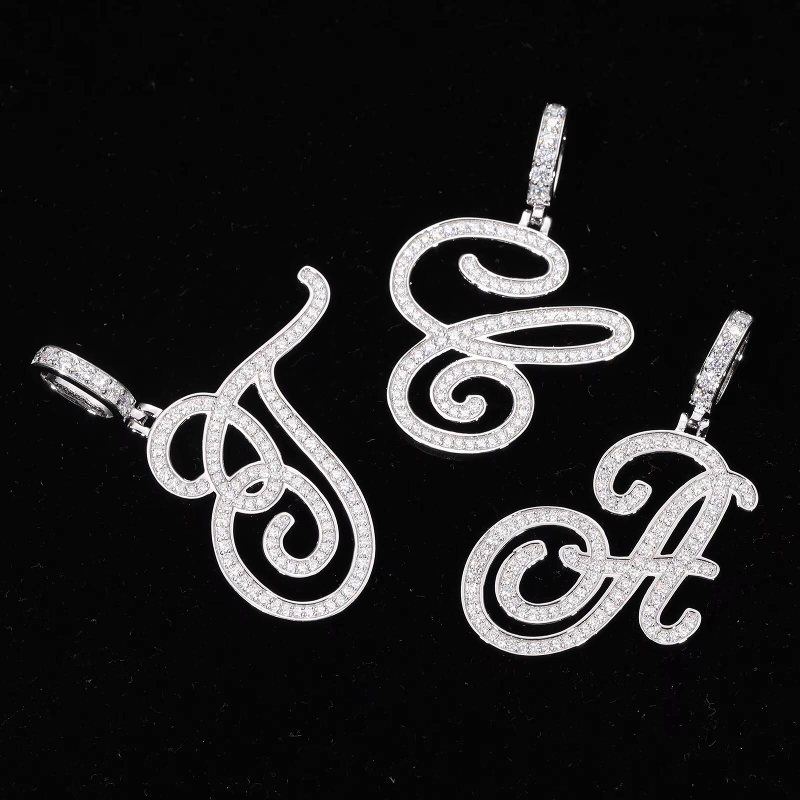 Iced Out Hip Hop Pendant White Gold 925 Sterling Silver VVS Moissanite Diamond Cursive Initial Letter Personalized Name Charm Luxury Rapper Jewelry Fo