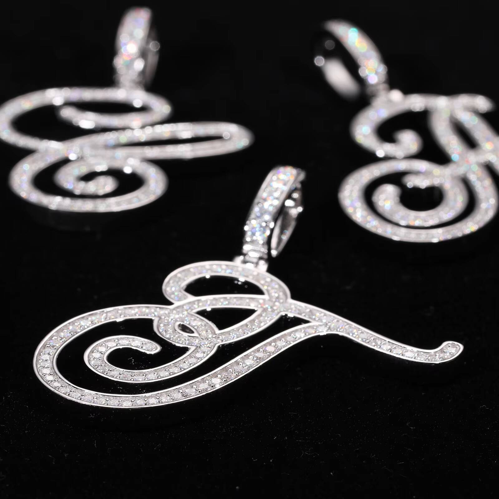 Iced Out Hip Hop Pendant White Gold 925 Sterling Silver VVS Moissanite Diamond Cursive Initial Letter Personalized Name Charm Luxury Rapper Jewelry Fo