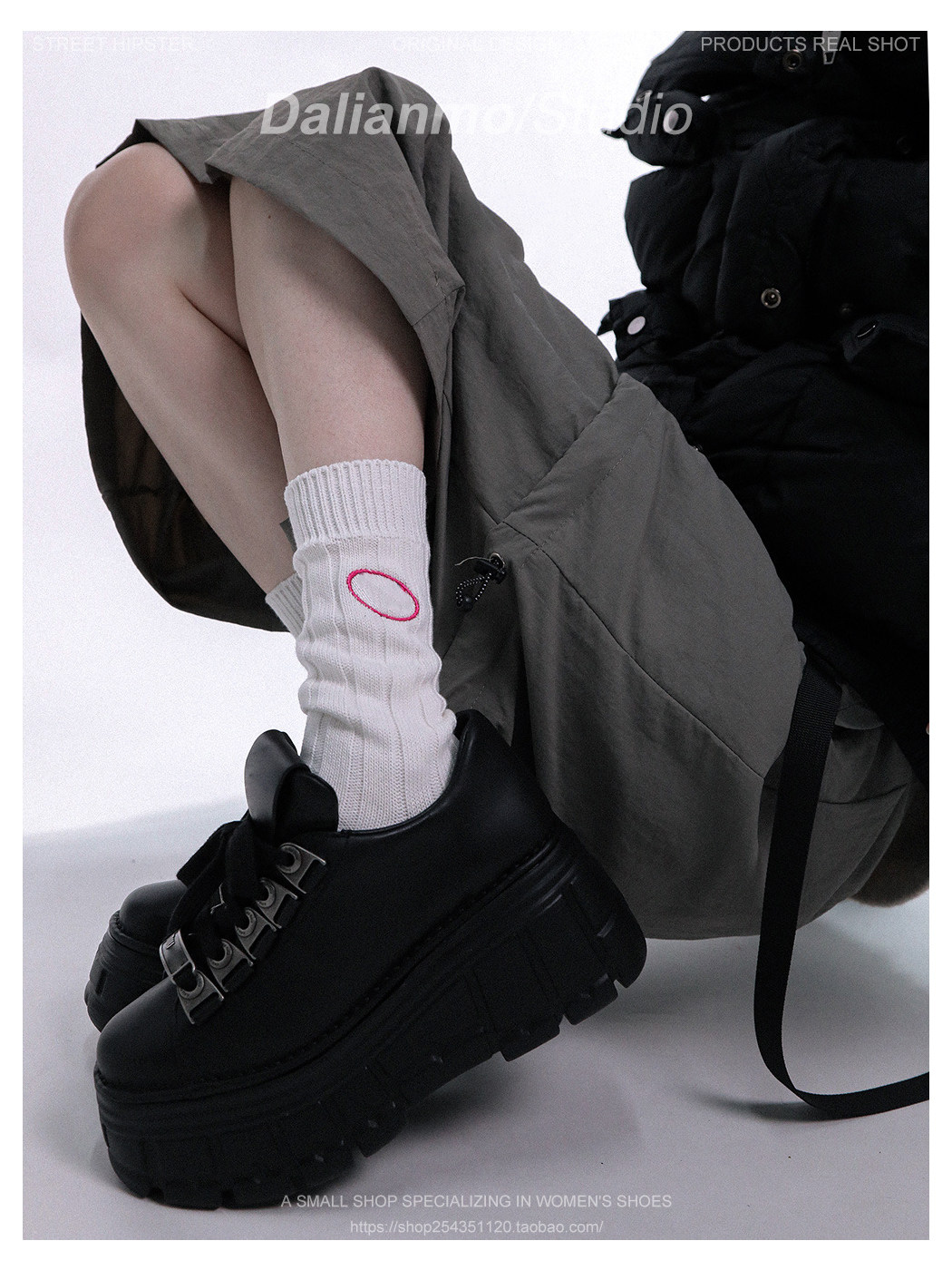 Sandals Platform Round-Toe Leather Comfortable Shoes Metallic White Subculture Y2K Punk High Heels Height-Enhancing Gothic Sneakers