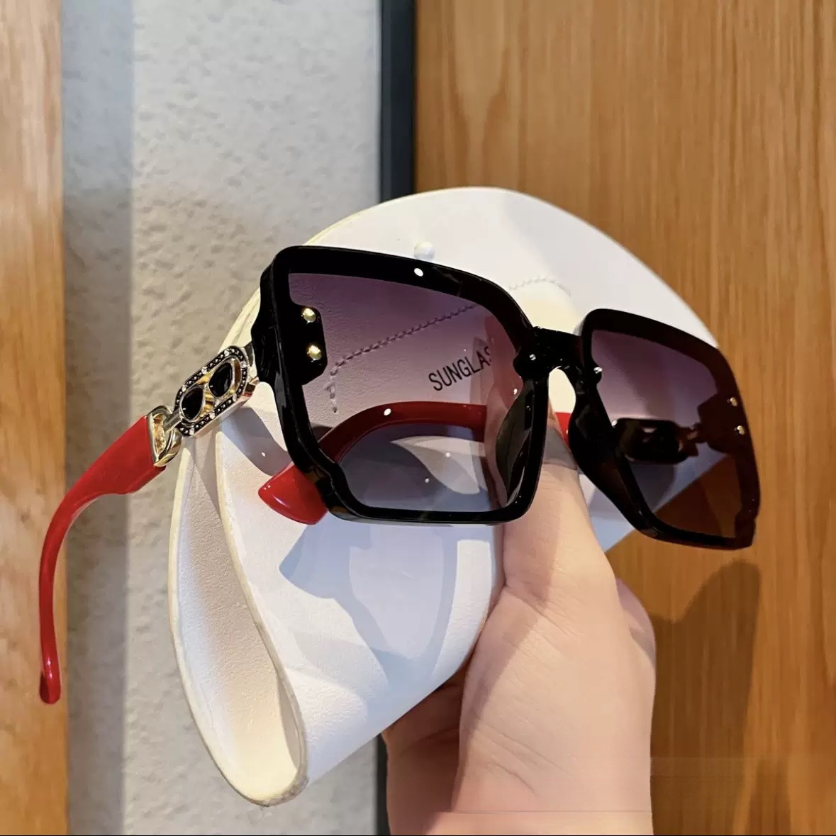 New Designer Square Frame Luxury Polarized Sunglasses With UV Protection Feature - High-end Outdoor Texture Beach Sunglasses For Sports And Leisure Ac