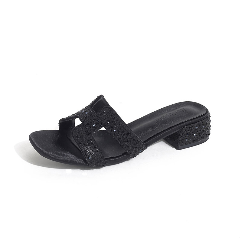 Free shipping Designer Slippers Designer Slip-On House Shoes with Comfortable Cushioning summer lightweight durable simple trendy