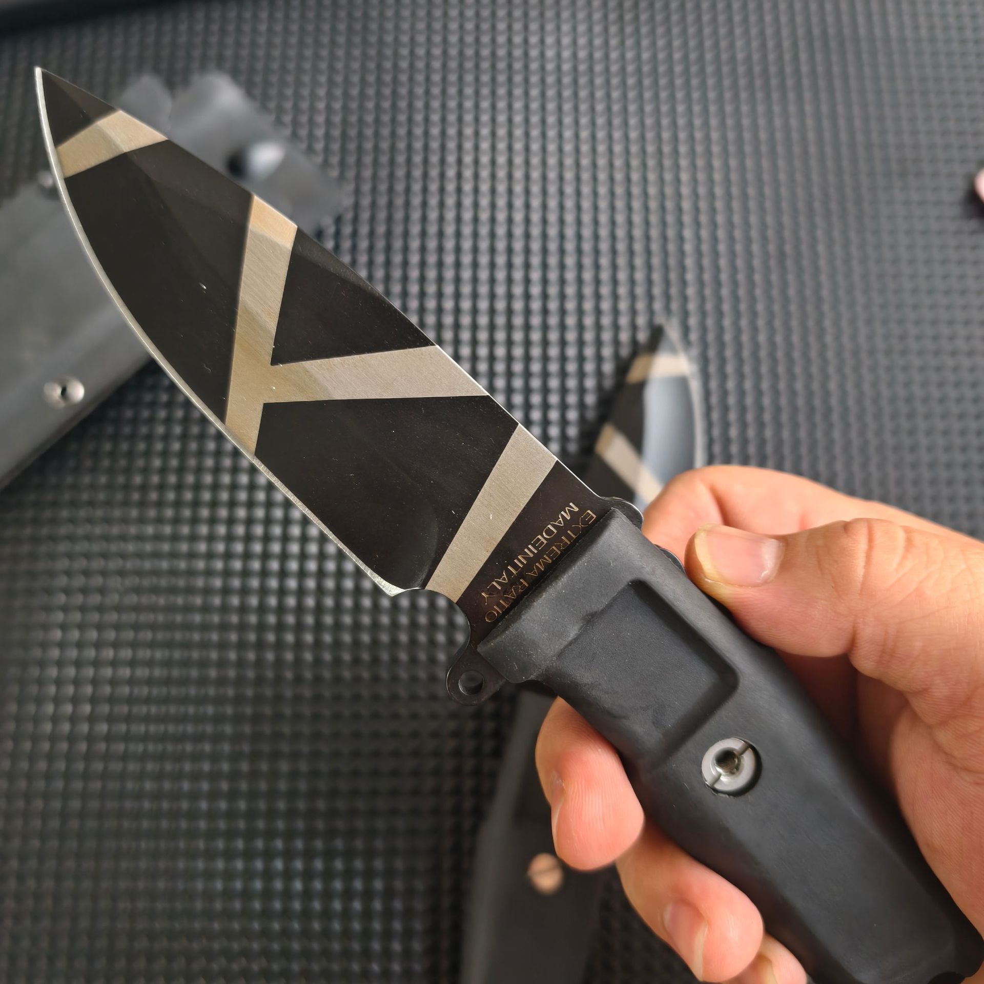 Top Quality A6048 ER Straight Knife N690 Titanium Coating Blade Full Tang Forprene Handle Survival Fixed Blade Knives with Kydex