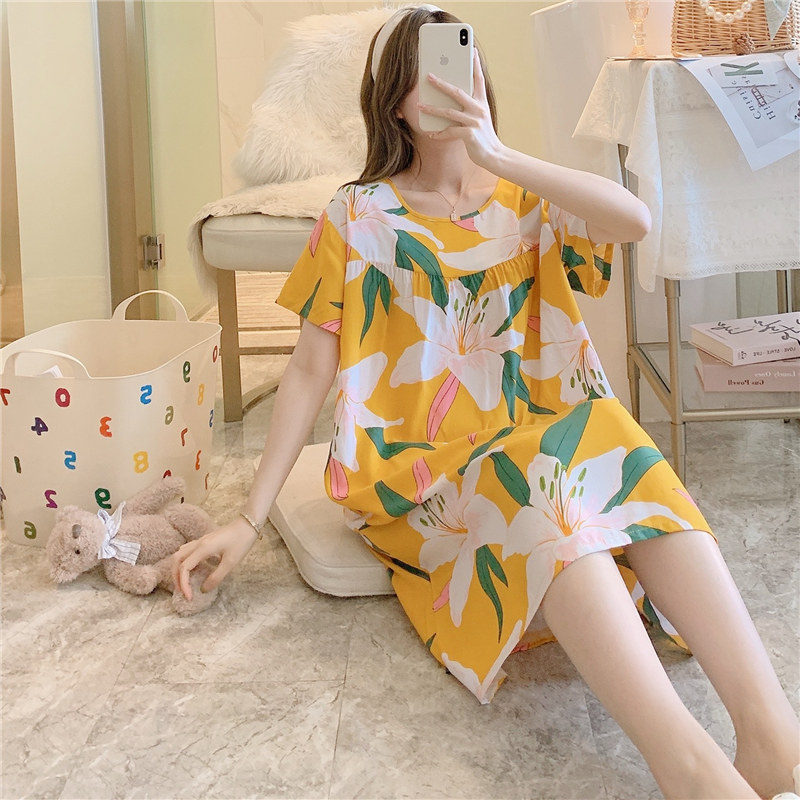 B1567-Trendsetting Garment Set by Designers: Luxe Texture Appeal | Model #B1046