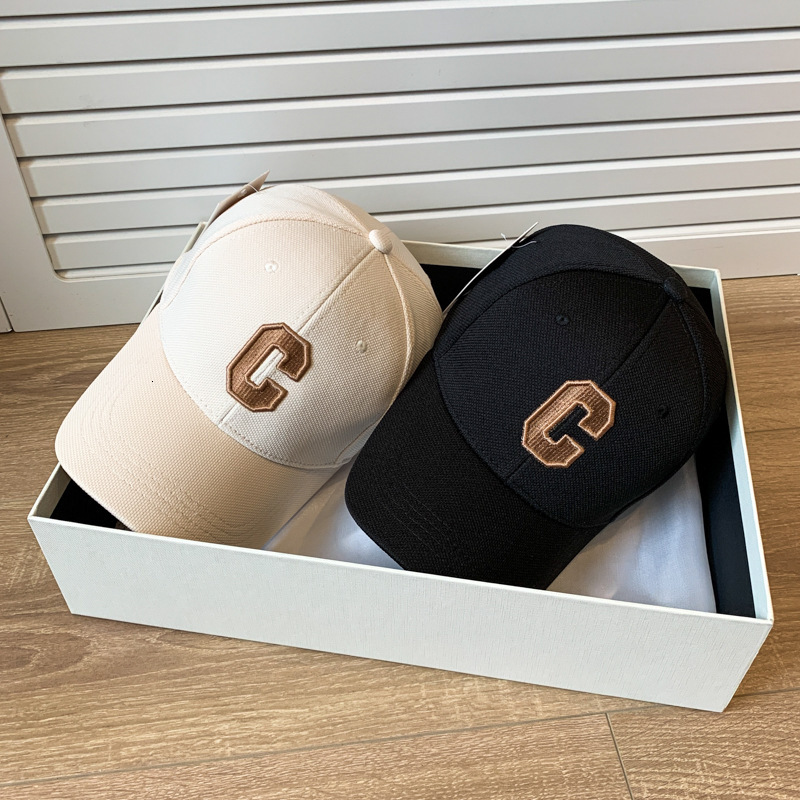 Women's Hip-Hop A Versatile Spring Accessory Stylish Baseball Cap