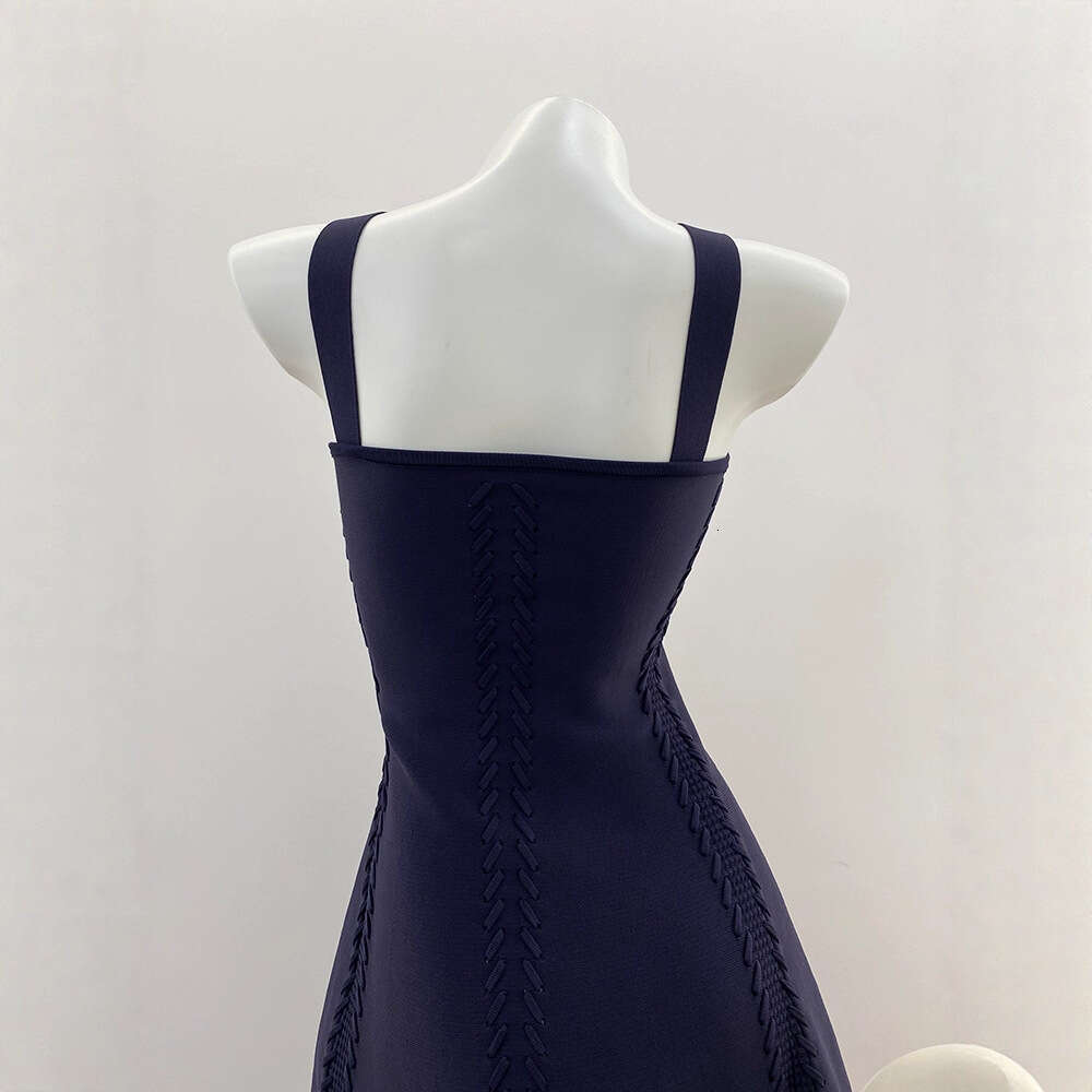 2026 early autumn new designer k30 dark blue and white retro design suspender dress+short sleeved cardigan