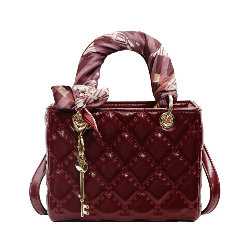 2026 New Quilted Patent Leather Mini Tote Bag Set for Women, Luxury Burgundy Handbag with Scarf & Key Charm, Fashion Crossbody Bag for Daily Use - view 6