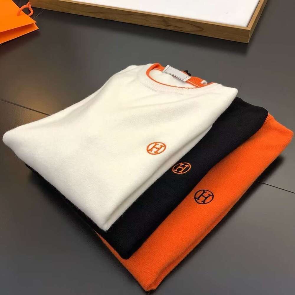 Fashion Brand Chest Embroidered Letters Simple Round Neck Warm Knit Autumn Winter Youth Luxury Versatile Sweater For Men