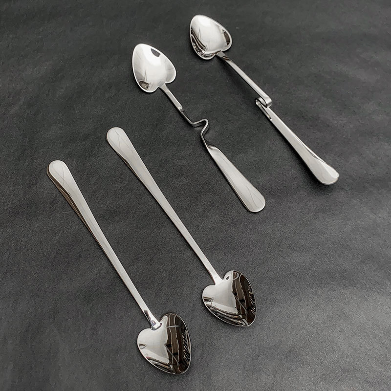 Cross-border 304 stainless steel ice stirring creative Z-shaped V-shaped hanging cup spoon, heart-shaped coffee spoon for home use