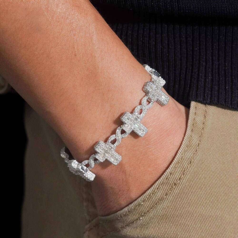 Iced Out 925 Silver Hip Hop Jewelry Baguette Cut 15mm Cross Cuban Link Chain VVS Moissanite Bracelet