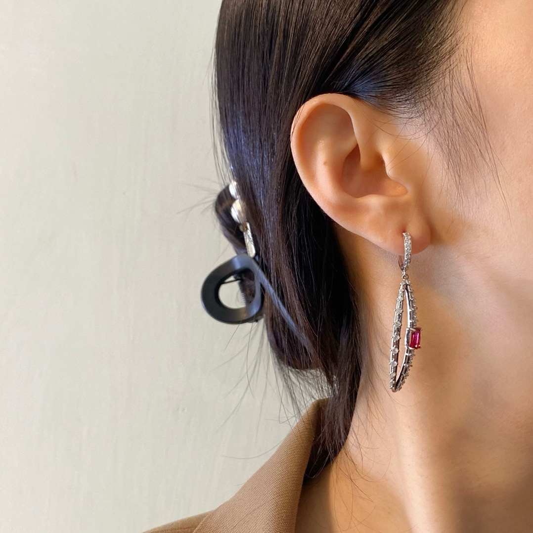 Designer Earrings Designer Earrings Women Pave C Shape Hoop Drop Leaf Hollow Oval Bar Zircon Ruby Geometric Earrings Luxury Jewlery Designer Women Ele