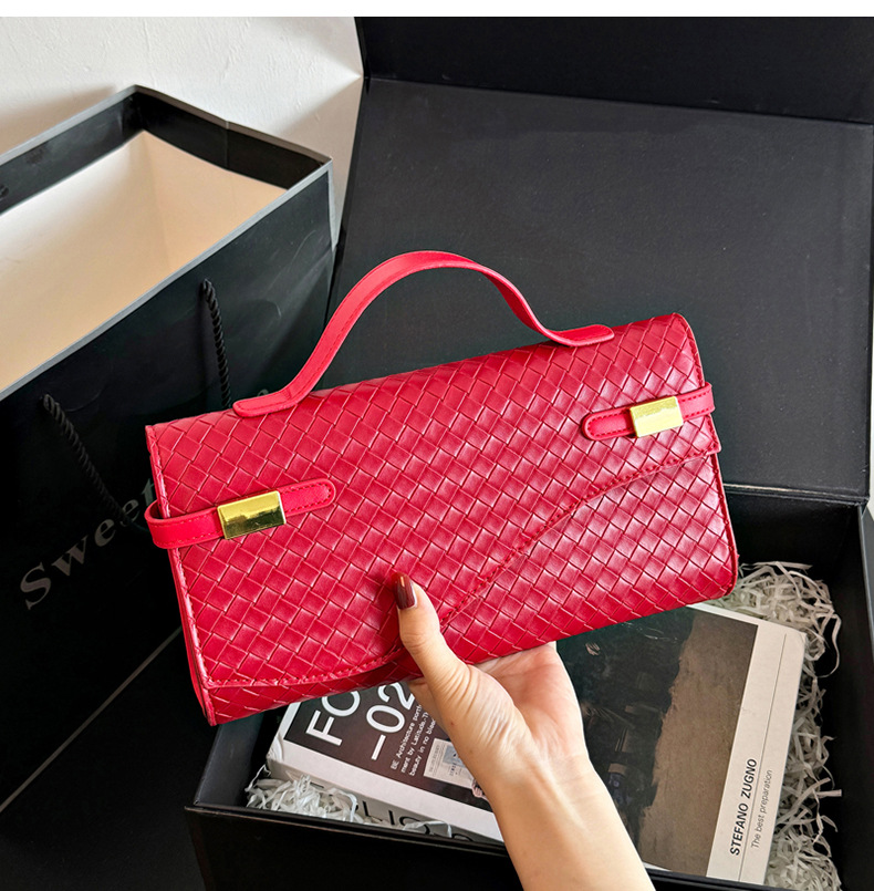 2026 Summer Hot Fashionable Trendy Designer Handbag Mini Classic Luxury Woven Diagonal Cross Bag for Women