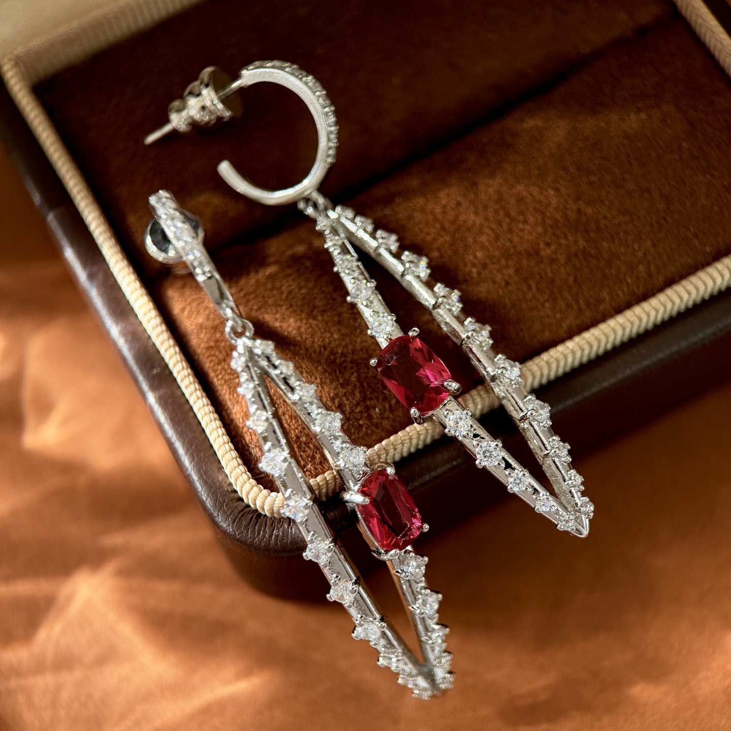 Designer Earrings Designer Earrings Women Pave C Shape Hoop Drop Leaf Hollow Oval Bar Zircon Ruby Geometric Earrings Luxury Jewlery Designer Women Ele