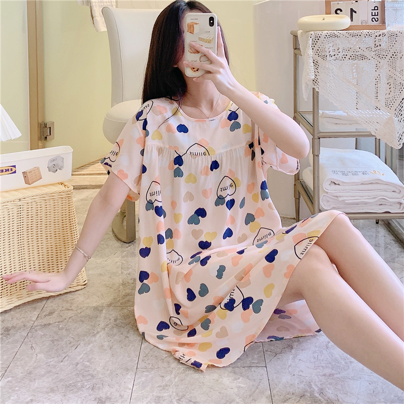 B1569-Trendsetting Garment Set by Designers: Luxe Texture Appeal | Model #B1046