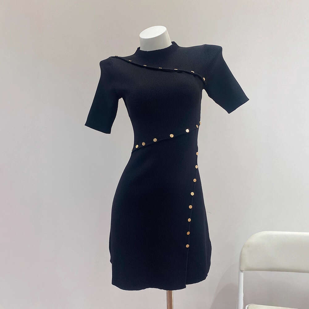 2026 autumn new designer k30 French elegant black ribbed button slim fit women's knitted dress
