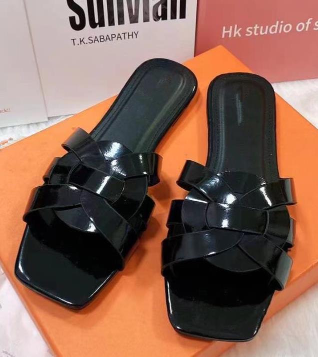 Designer Slippers Tribute Rubber Slides Leather Flat Heels Claquette For Female Womens Summer Outdoor Shoes Fashion Sandals Sandles 35-42 Flip Flops f3
