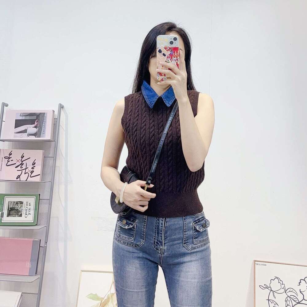 k30 Designer French light luxury women's retro denim lapel knitted vest slim fit sleeveless pullover top
