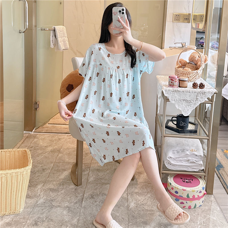 B1571-Trendsetting Garment Set by Designers: Luxe Texture Appeal | Model #B1046