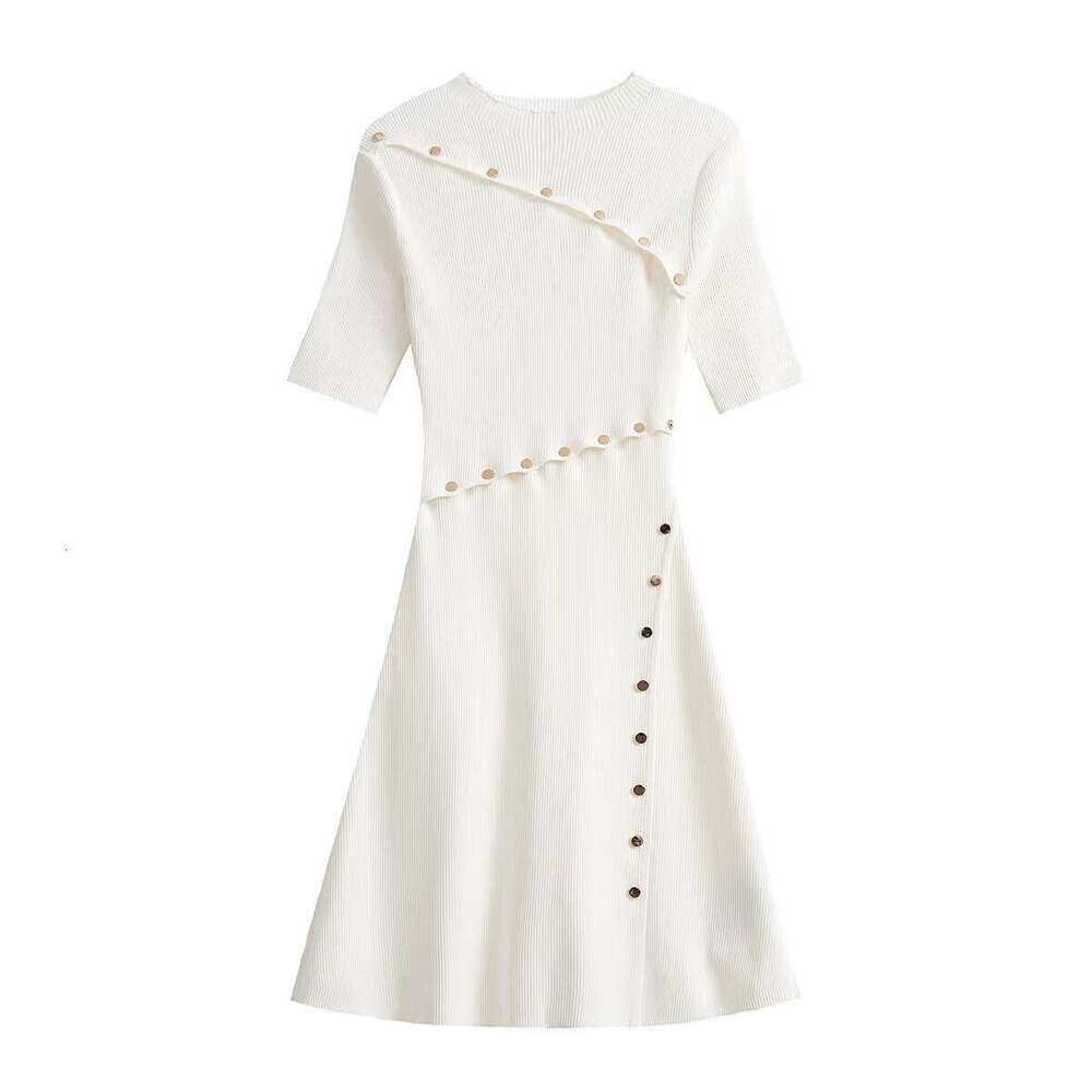 2026 designer French women's short sleeved single k30 breasted waist cinching slimming elegant slimming fashionable knitted dress
