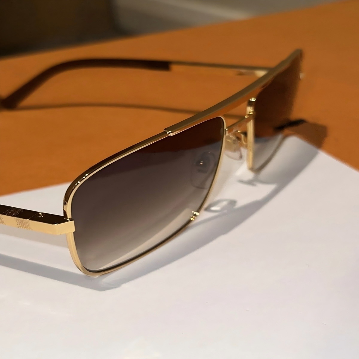 2026 Vacation Brand Designer Sunglasses Men classic attitude 0259 Metal square frame Womens Men's Glasses for Women AAAAA